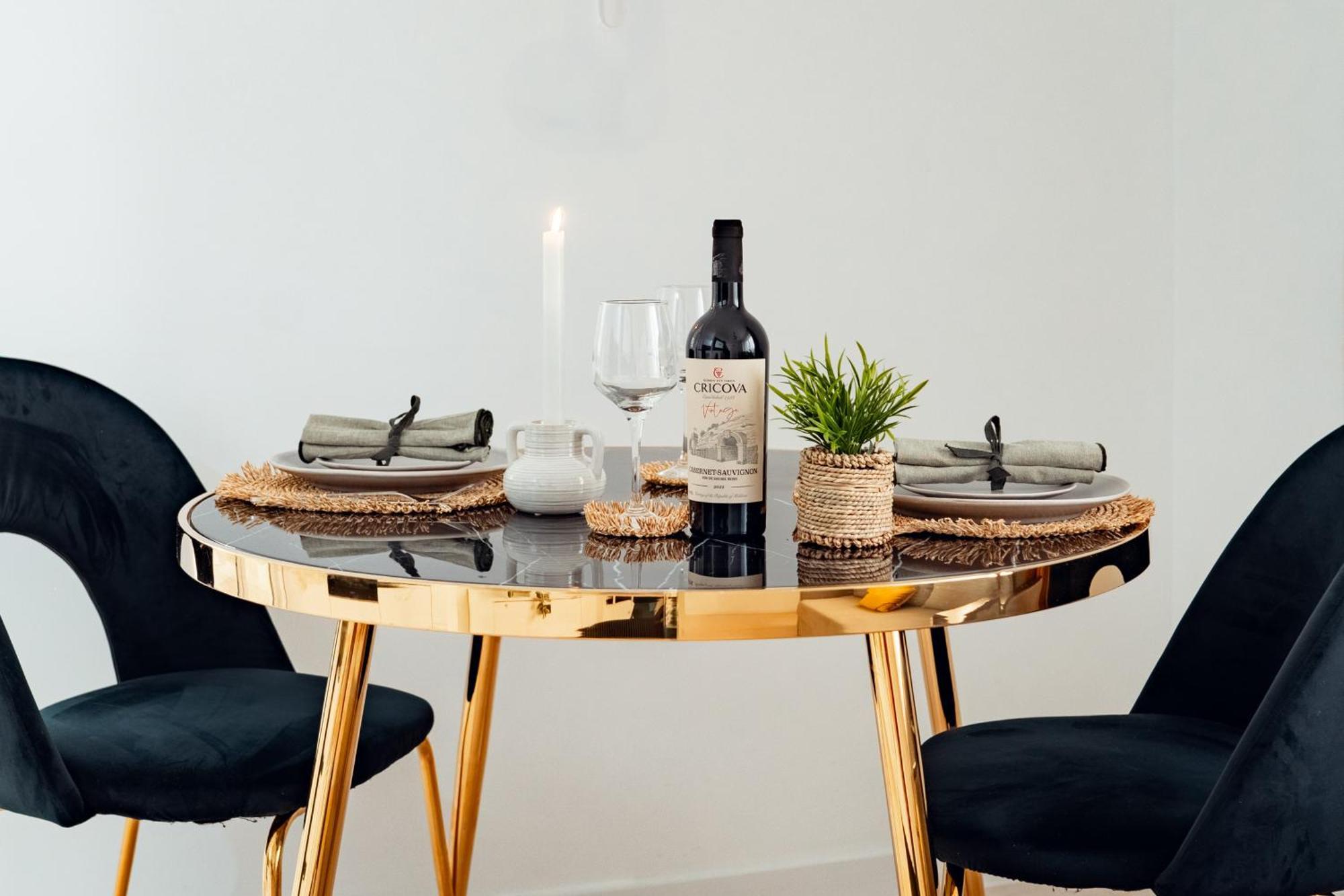 Cozy Aparthotel - Ultracentral Luxury Apartments ヤシ エクステリア 写真