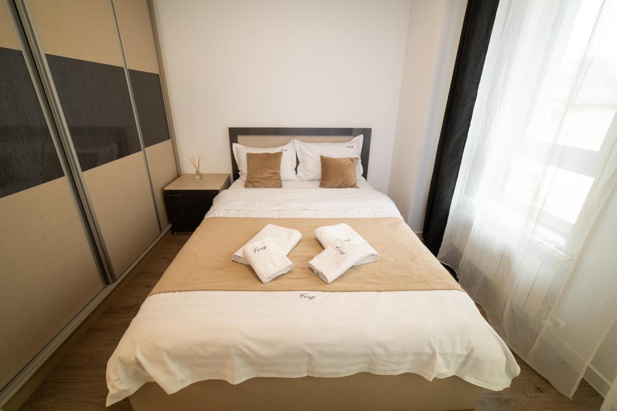 Cozy Aparthotel - Ultracentral Luxury Apartments ヤシ エクステリア 写真